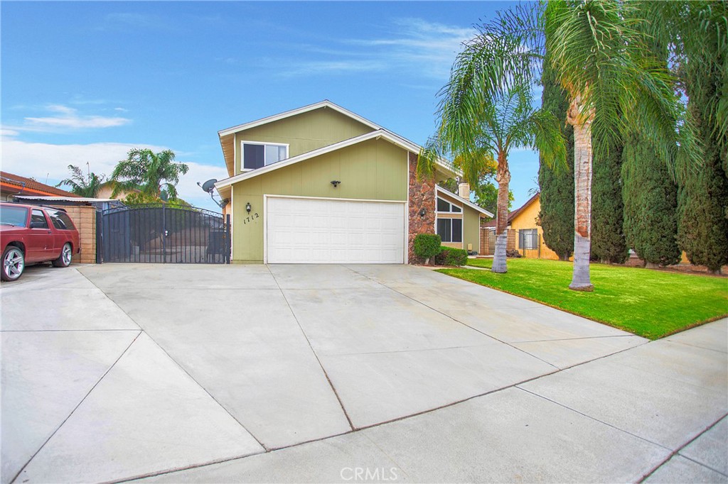 1712 Melrose Drive Property Photo 2