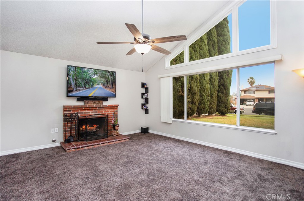 1712 Melrose Drive Property Photo 4