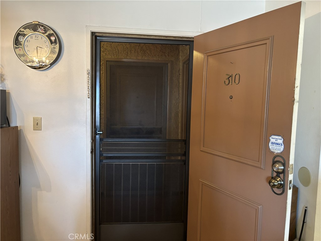 200 S Reno Street Property Photo 3