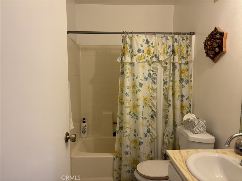 200 S Reno Street Property Photo 14