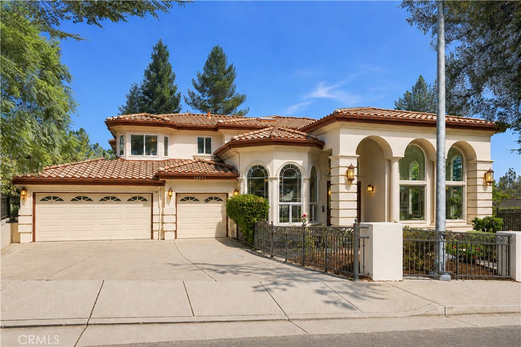 10935 Miramonte Property Photo 2