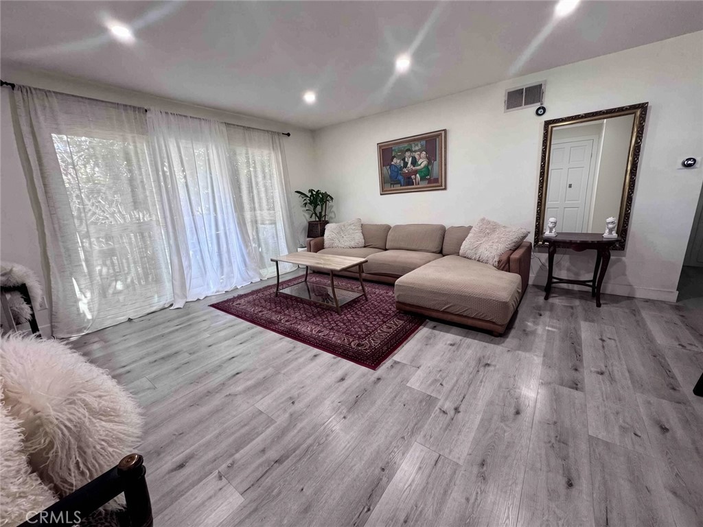 1072 C Cabrillo Park C Property Photo 2