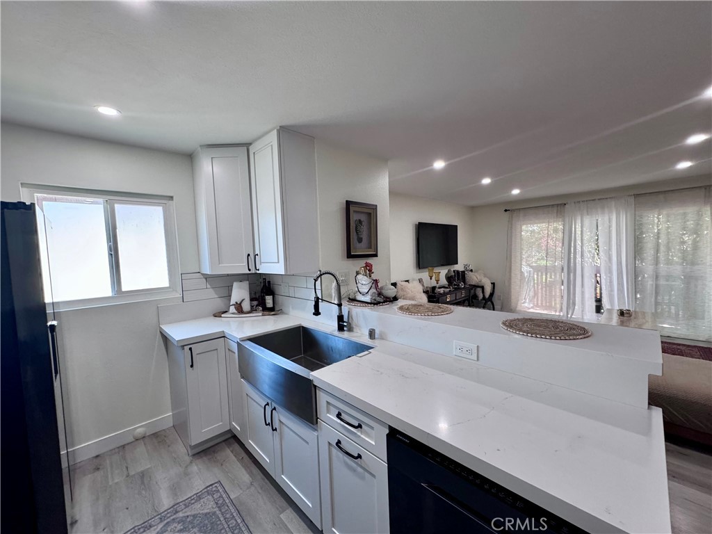 1072 C Cabrillo Park C Property Photo 8