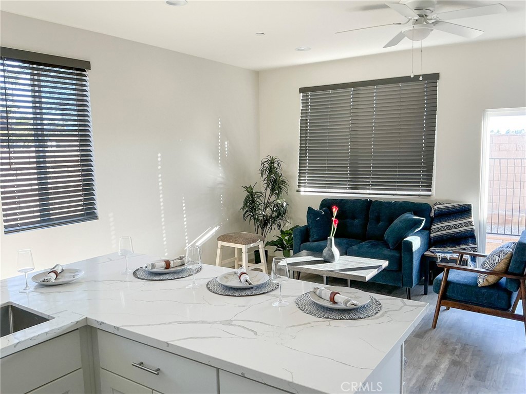 33040 Rancho Vista Drive Property Photo 7