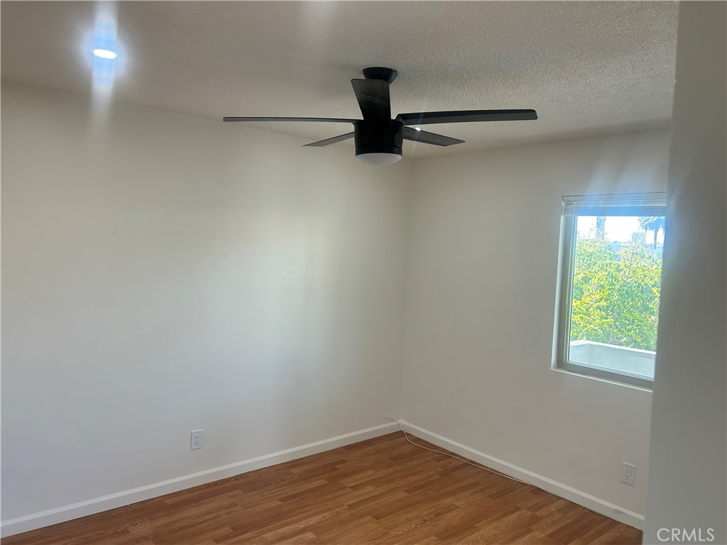 737 E 5th Property Photo 10