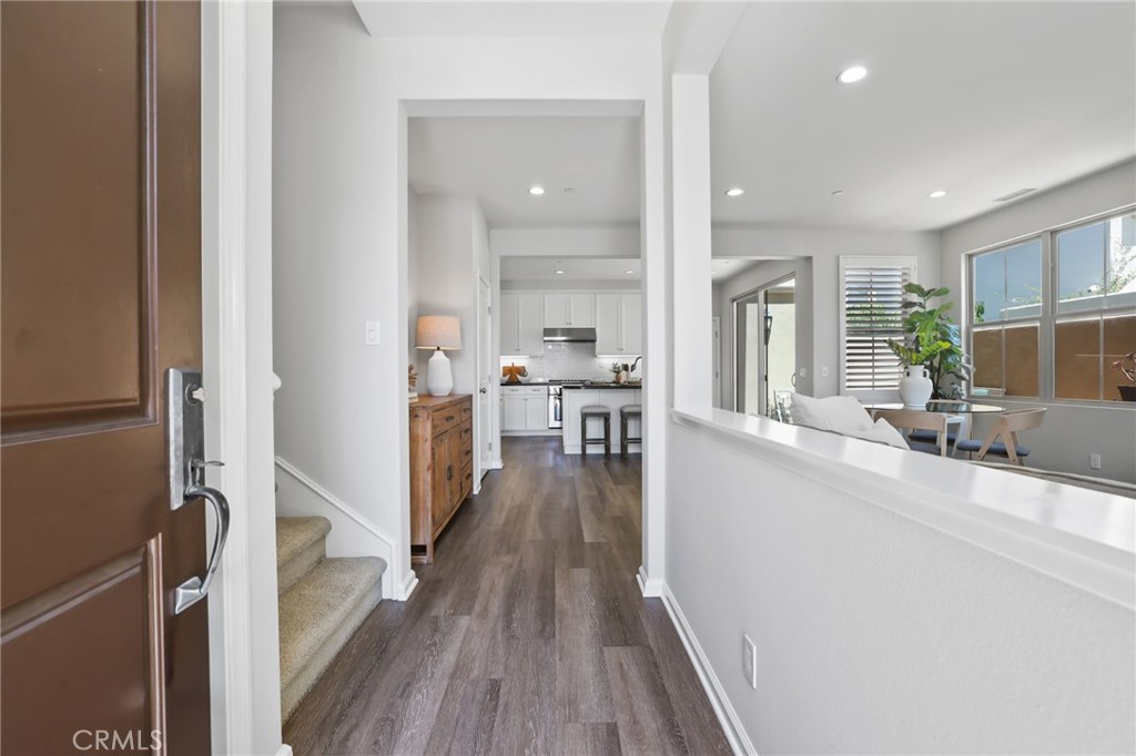 71 Emerald Clover Property Photo 3