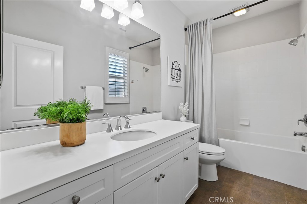 71 Emerald Clover Property Photo 34