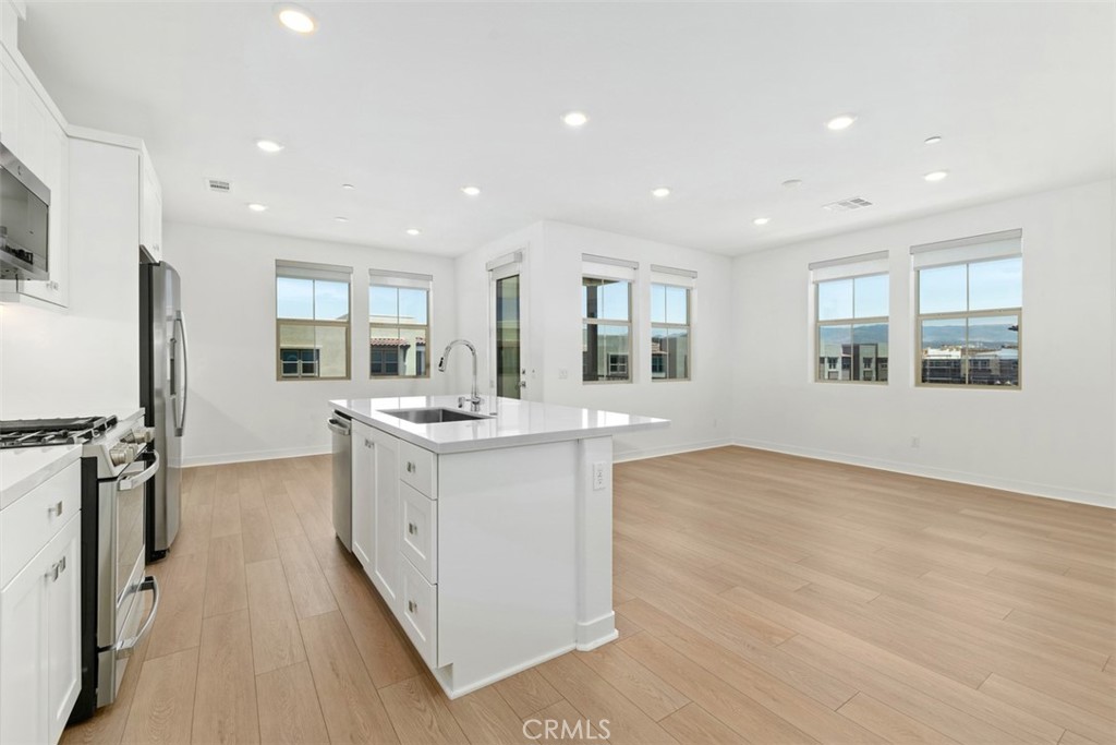 1200 Lasso Way 301 Property Photo 3