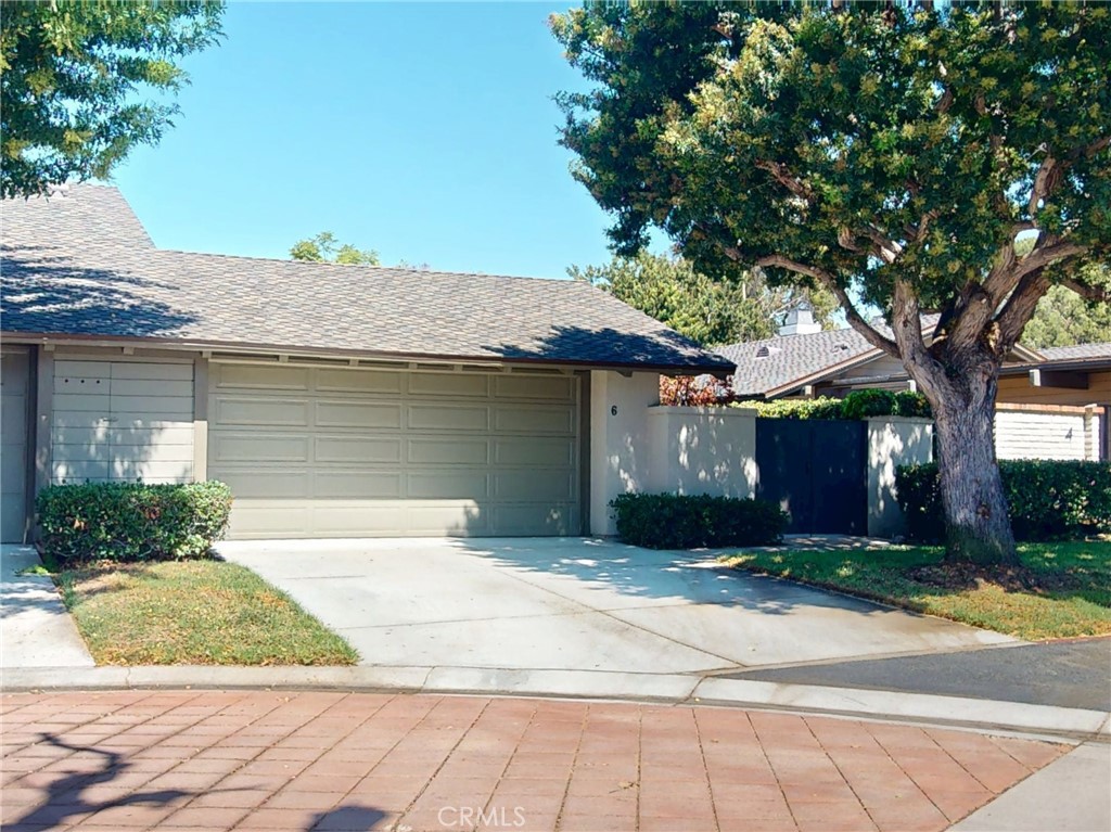 6 Palos Property Photo 1