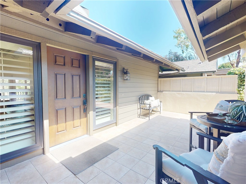 6 Palos Property Photo 3