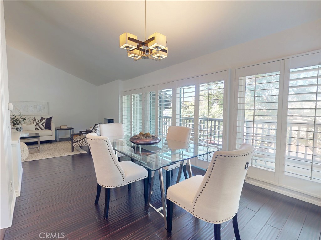 6 Palos Property Photo 10