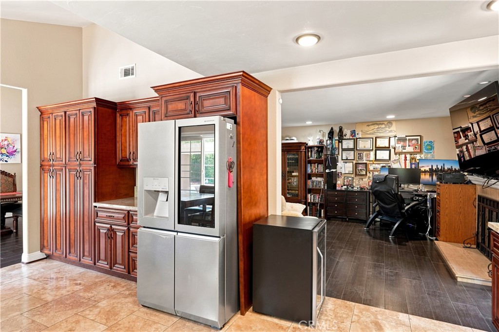 24112 Valyermo Property Photo 12