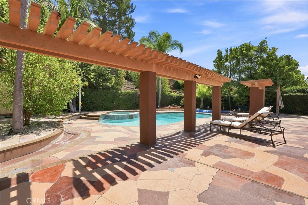 24112 Valyermo Property Photo 33