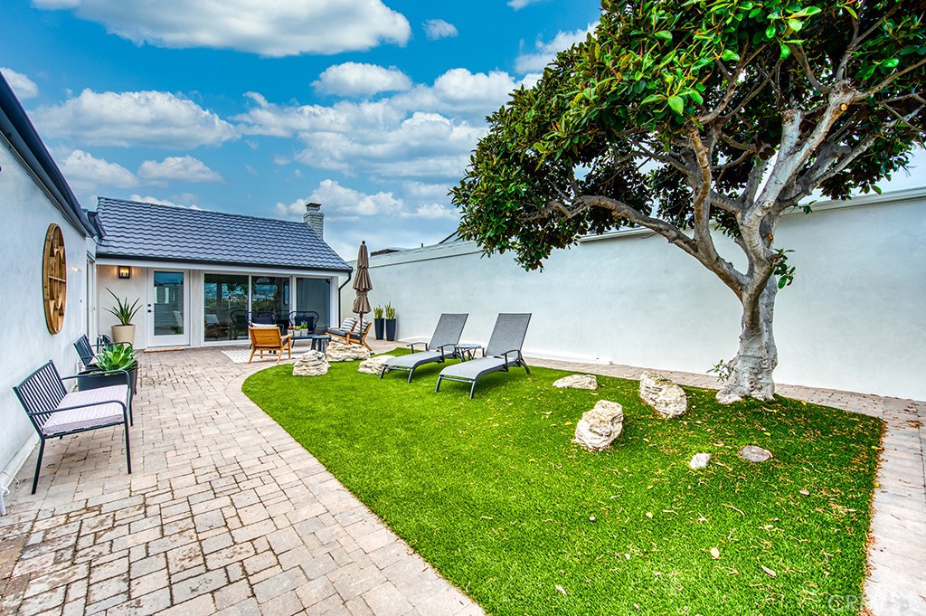23611 Verrazanno Property Photo 3