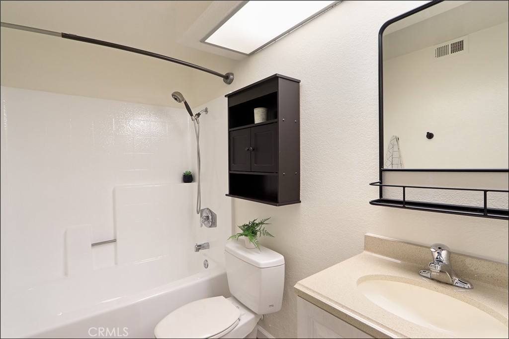 9 Hillrose Property Photo 27