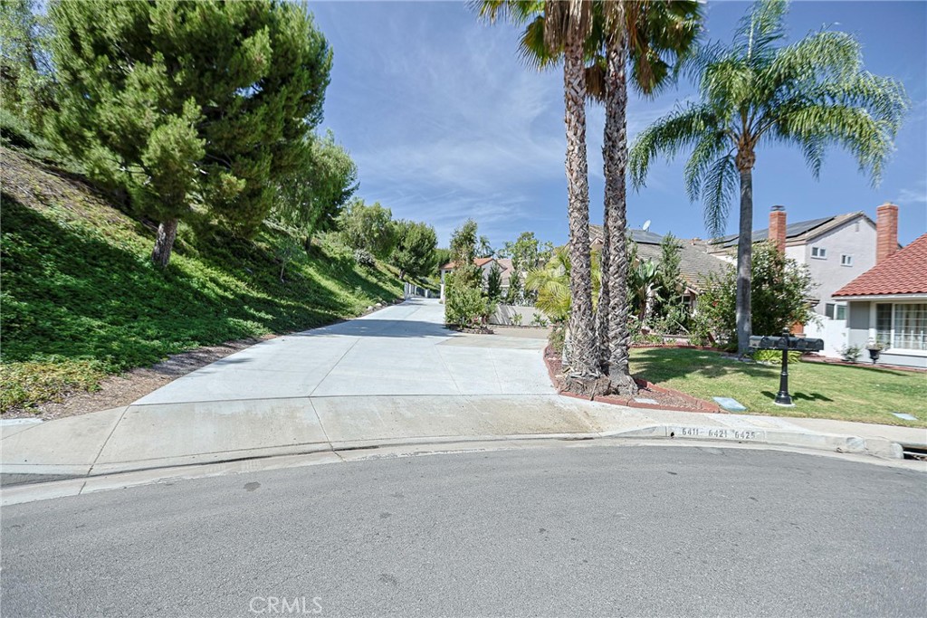 6425 E Shady Valley Lane Property Photo 7