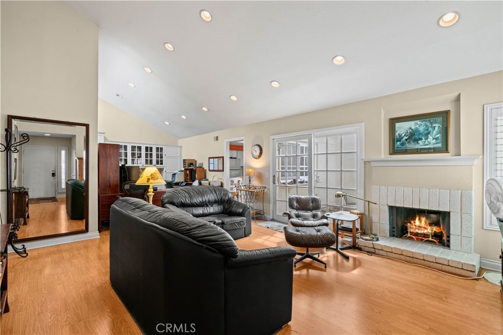2 Morena 4 Property Photo 2