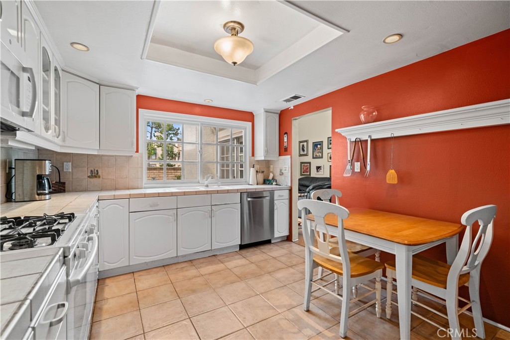 2 Morena 4 Property Photo 10