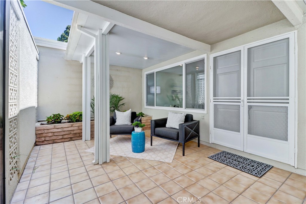 310 Avenida Castilla D Property Photo 2