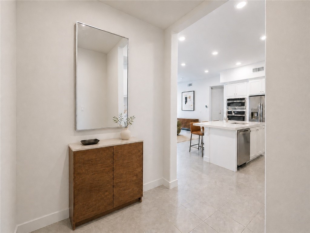 107 Sash Property Photo 3