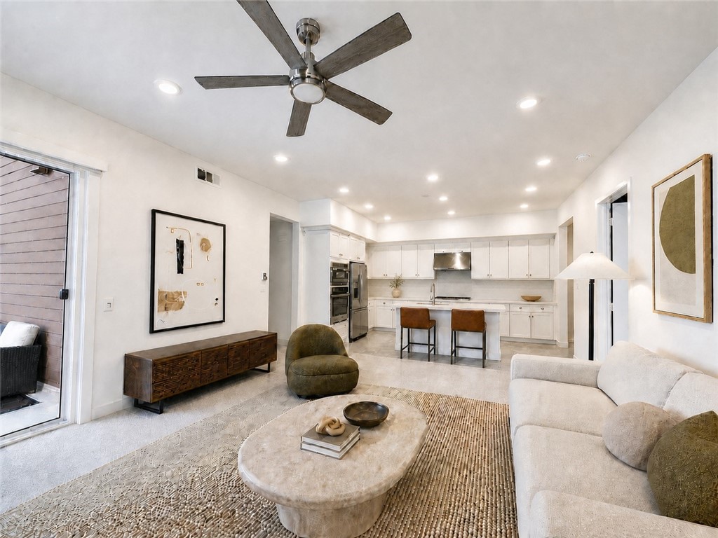 107 Sash Property Photo 7