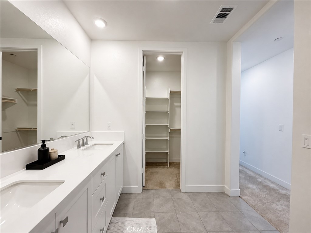 107 Sash Property Photo 11