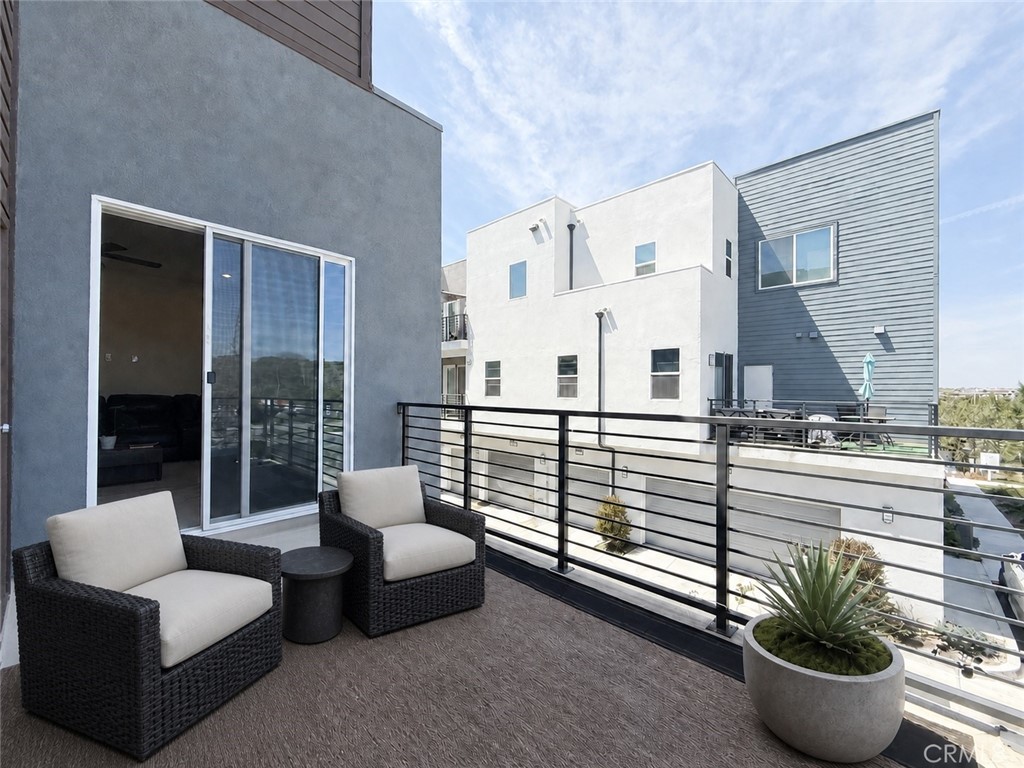 107 Sash Property Photo 17