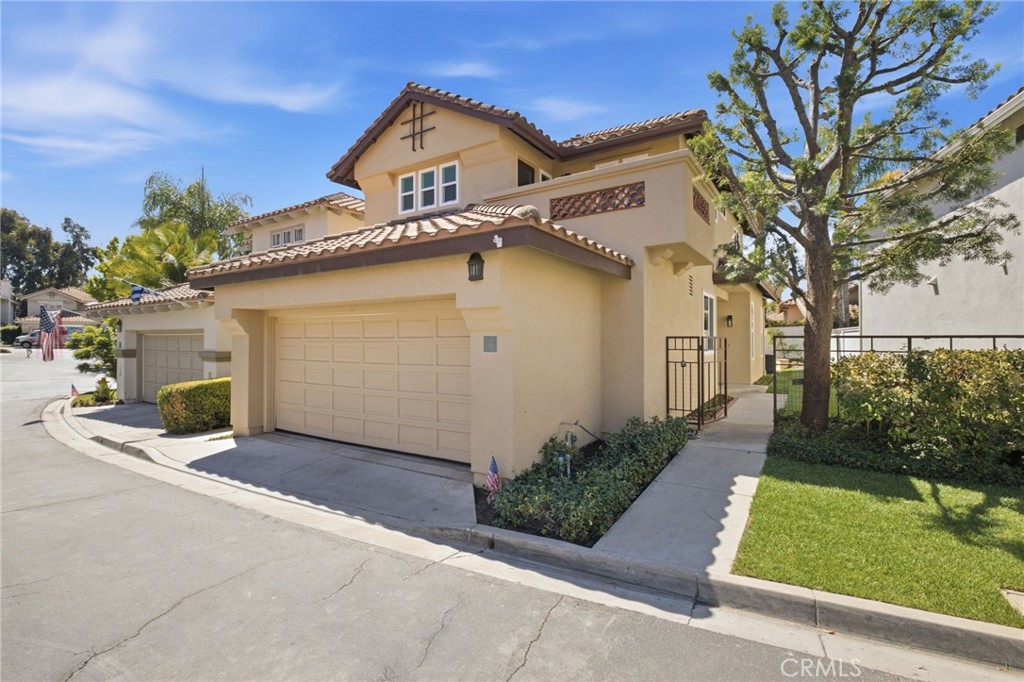 4 Via Jacinto Property Photo 2