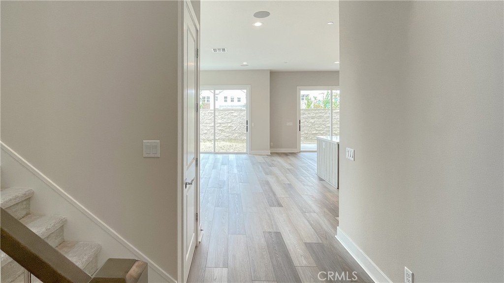 101 Walworth Property Photo 12