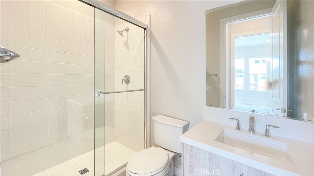 101 Walworth Property Photo 16