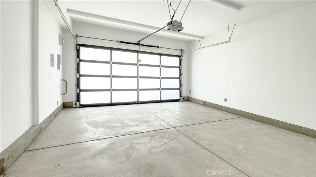 101 Walworth Property Photo 38