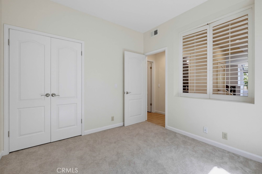16 Lehigh Aisle Property Photo 8