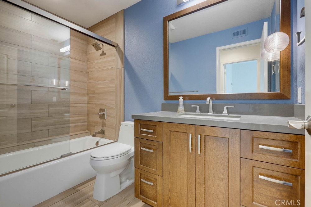 16 Lehigh Aisle Property Photo 10