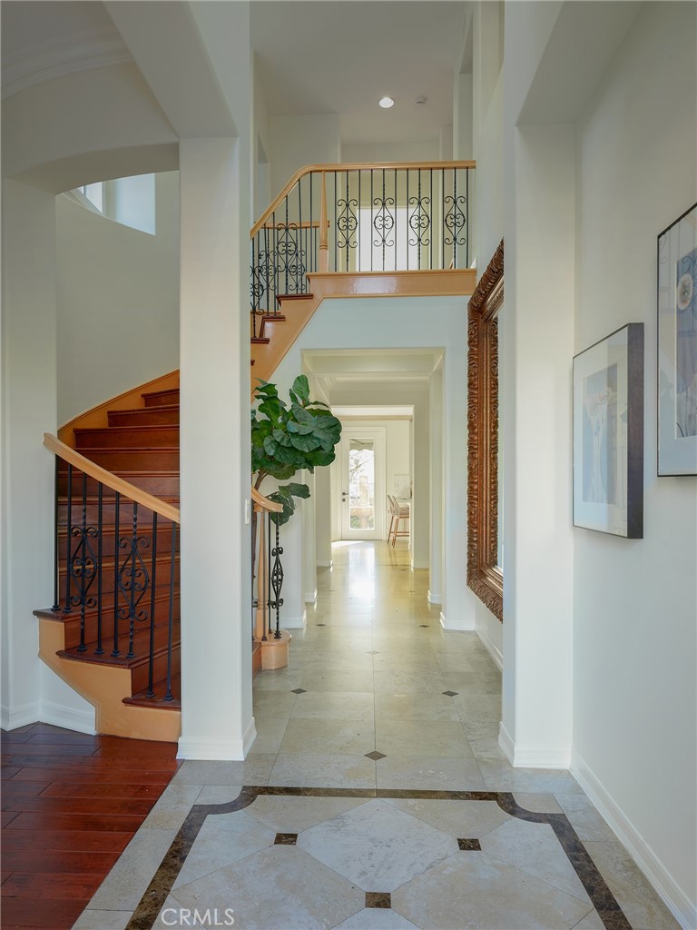 23121 Fairfield Property Photo 2