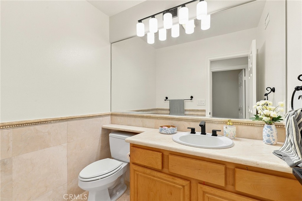 23121 Fairfield Property Photo 22