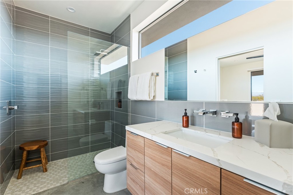 64225 Orion Property Photo 11