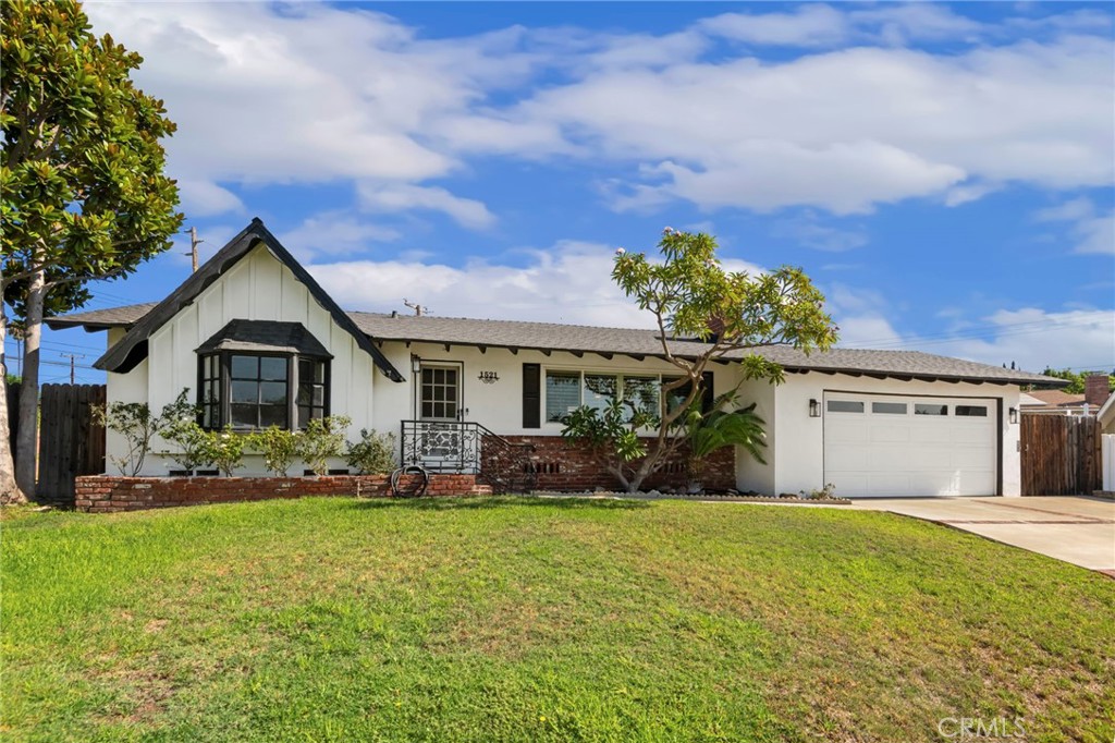1521 Kenneth Drive Property Photo 1