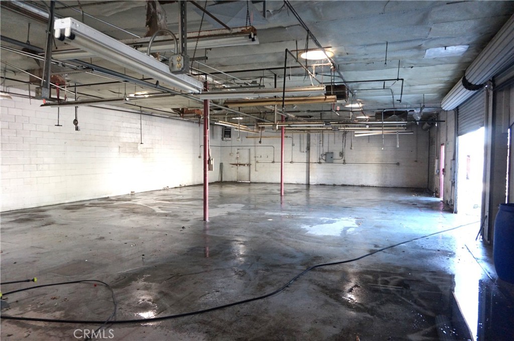 15251 Boyle Avenue Property Photo 6