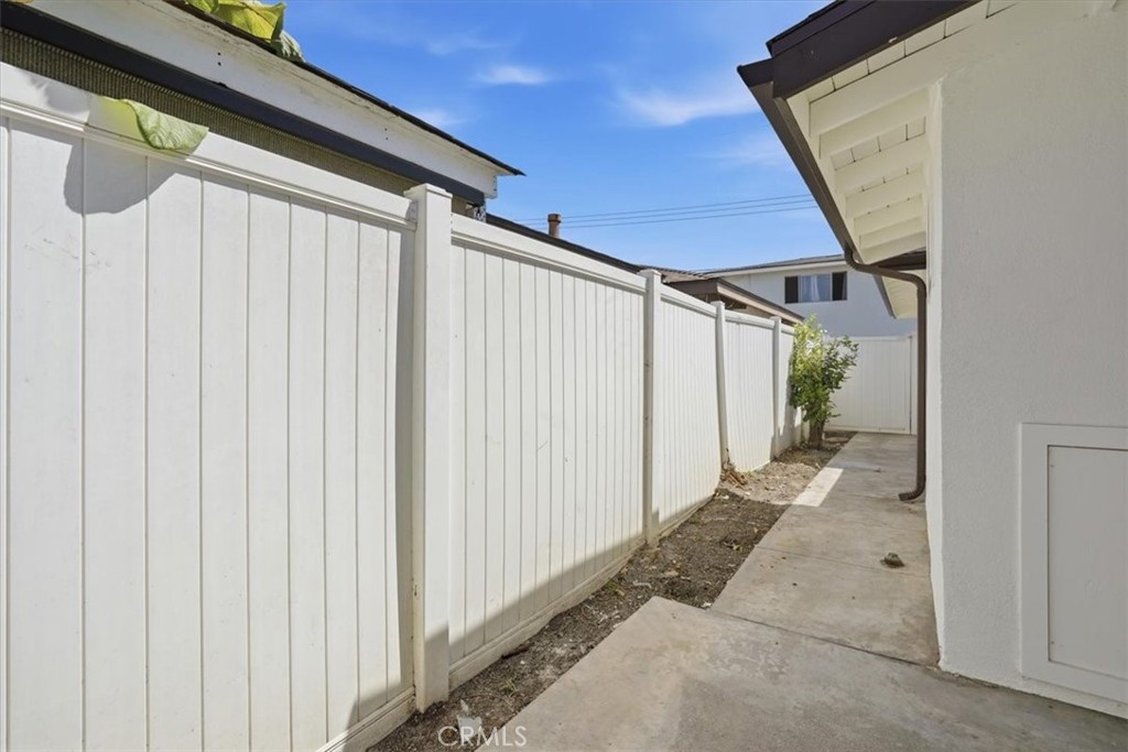 16402 San Jacinto Property Photo 21