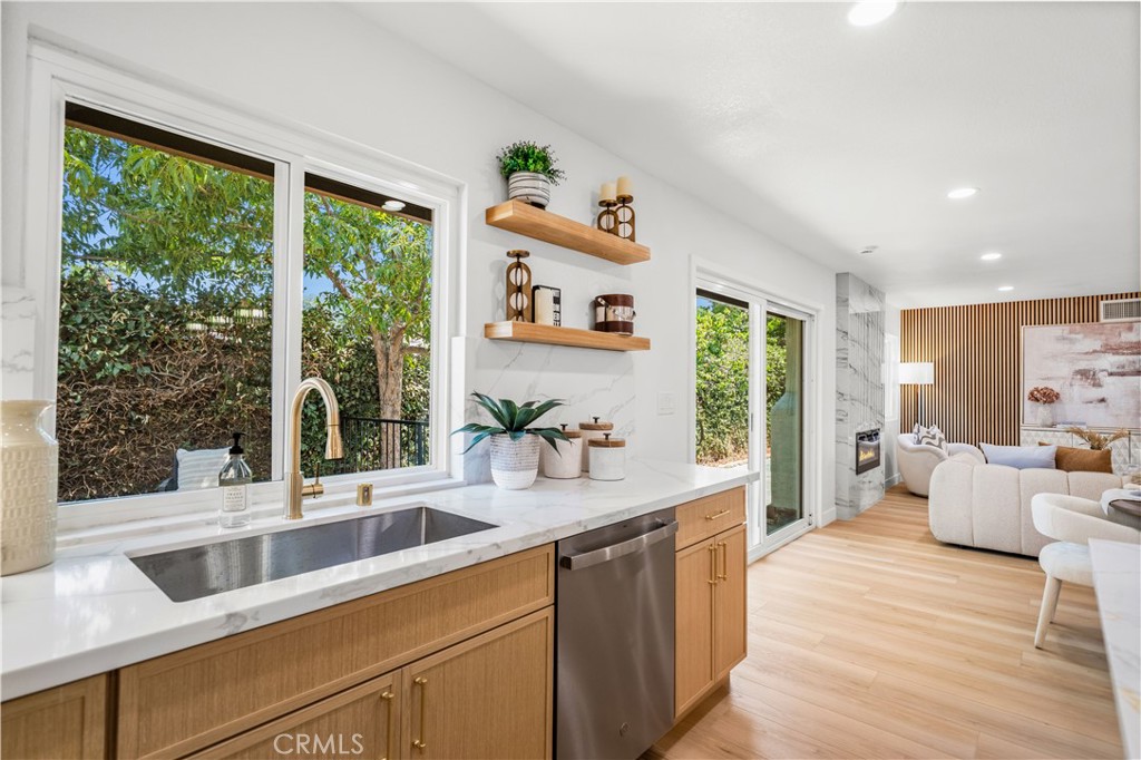101 W Madison Avenue Property Photo 16