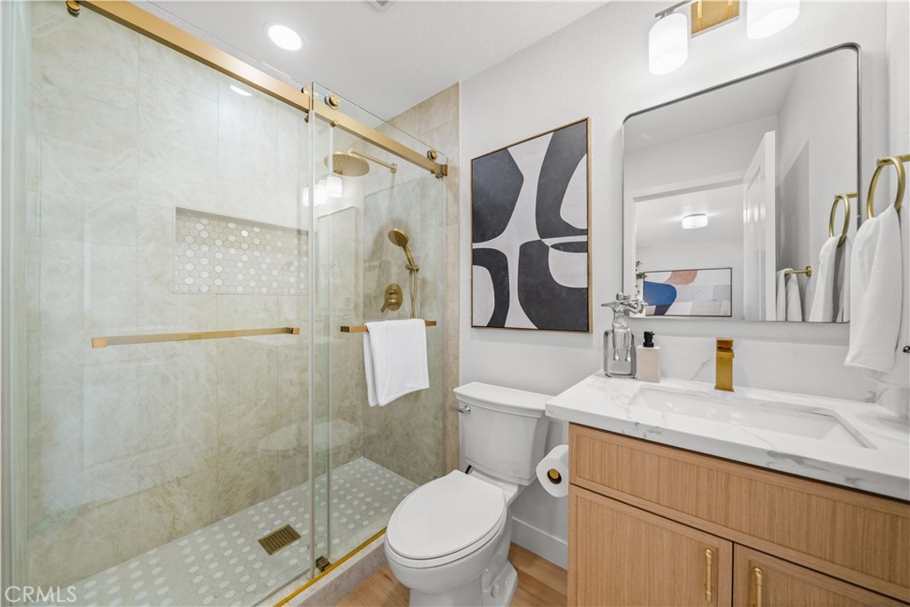 101 W Madison Avenue Property Photo 22