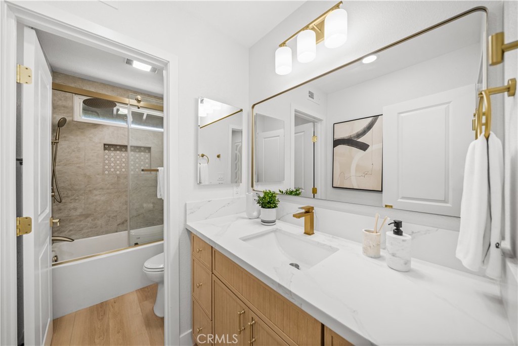101 W Madison Avenue Property Photo 25