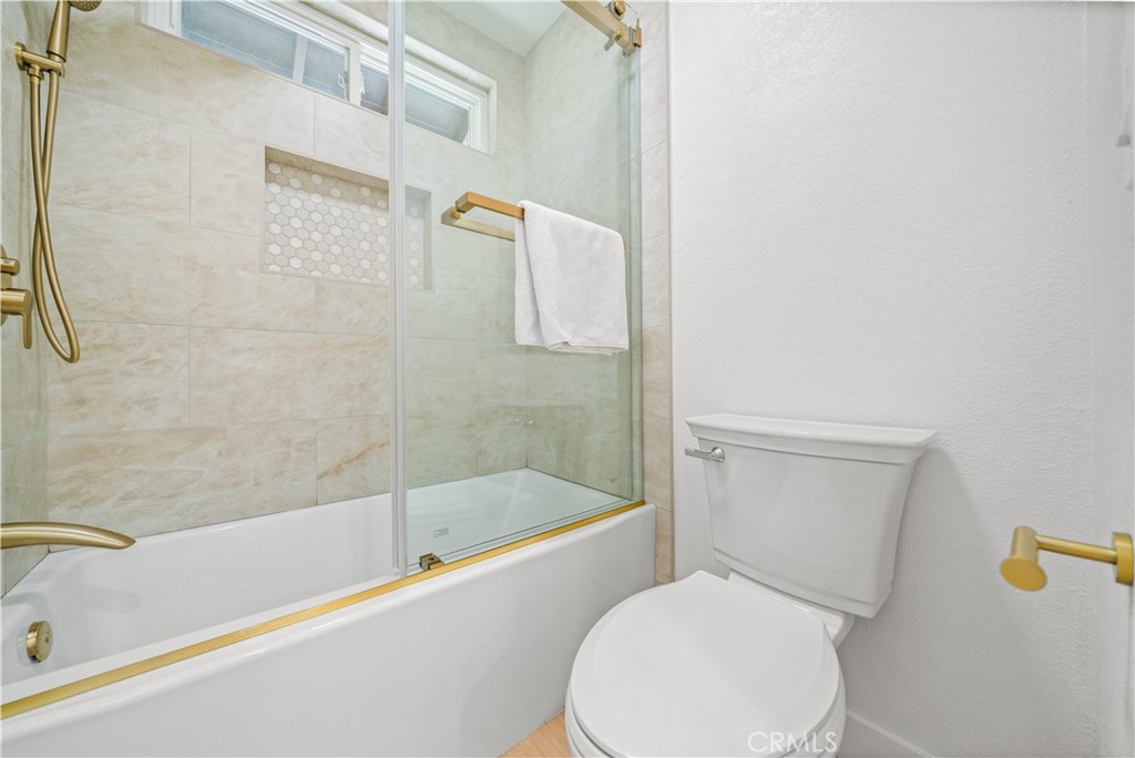 101 W Madison Avenue Property Photo 26