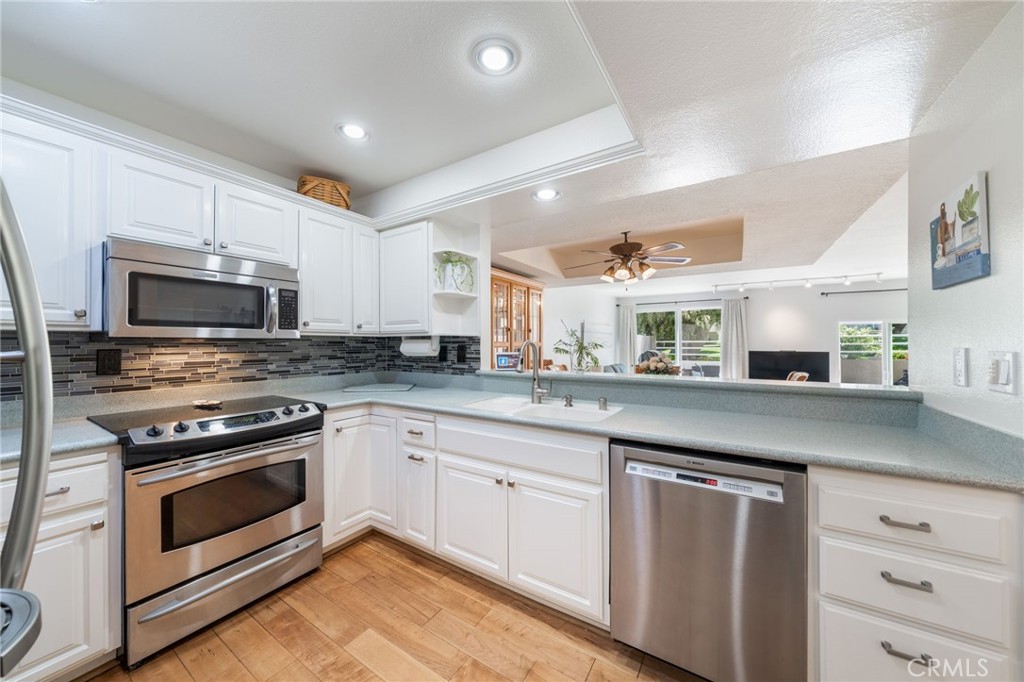 3256 Sparkler Property Photo 5