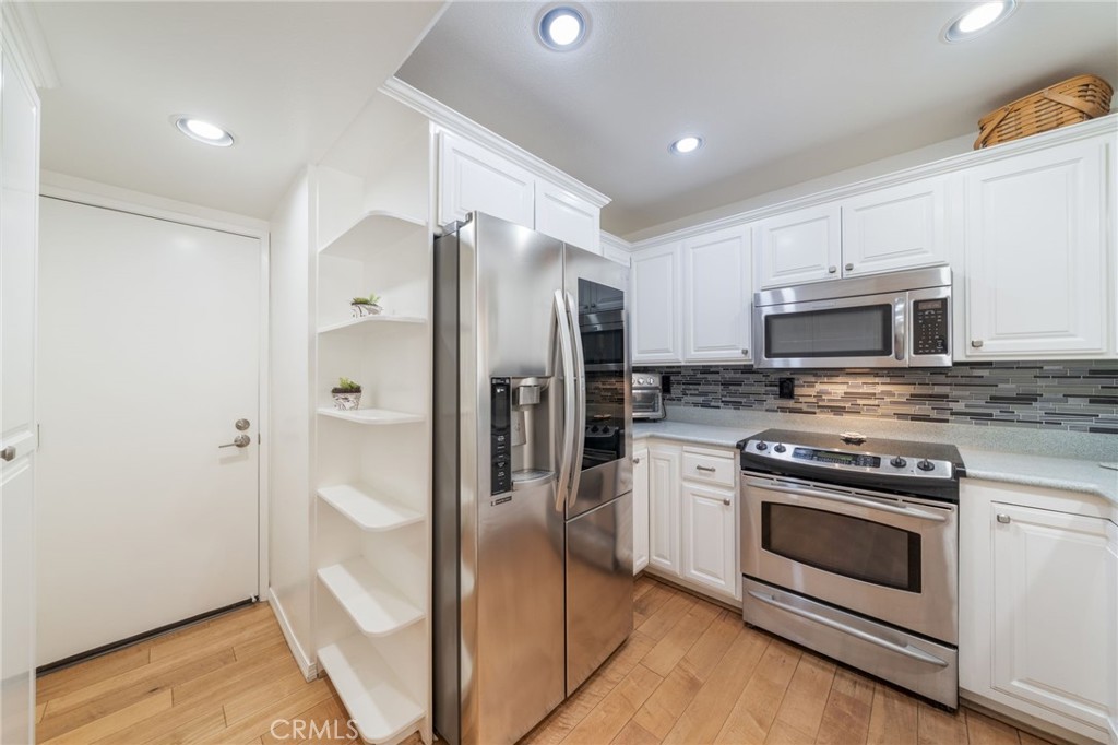 3256 Sparkler Property Photo 6