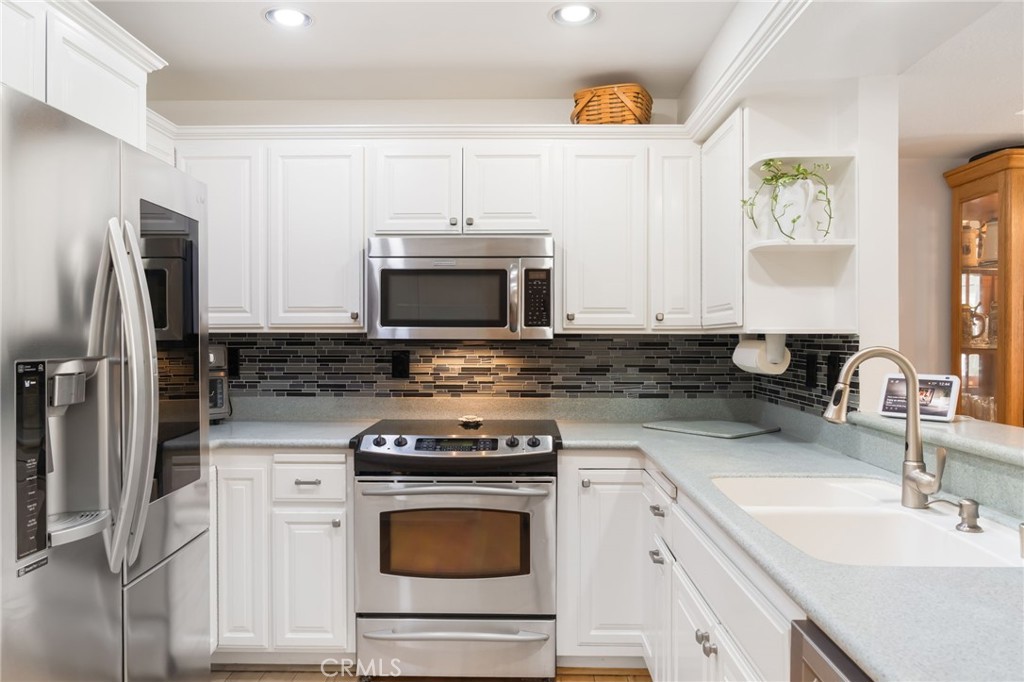 3256 Sparkler Property Photo 9