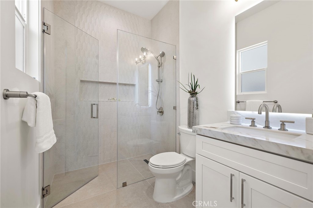 8719 Hummingbird Property Photo 22
