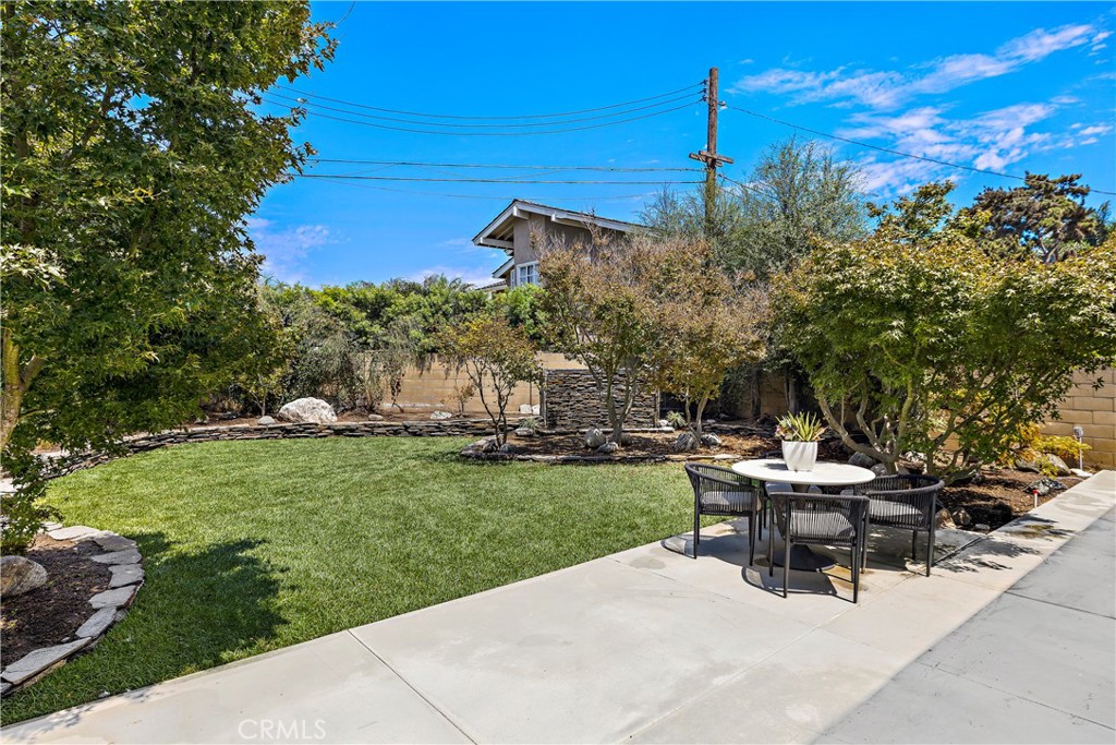 8719 Hummingbird Property Photo 42