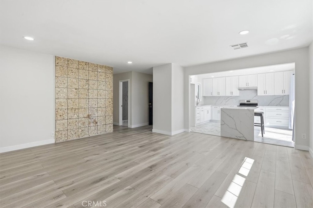 10112 Traylor Way Property Photo 12