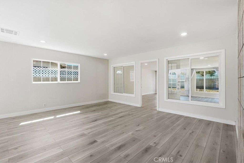 10112 Traylor Way Property Photo 15